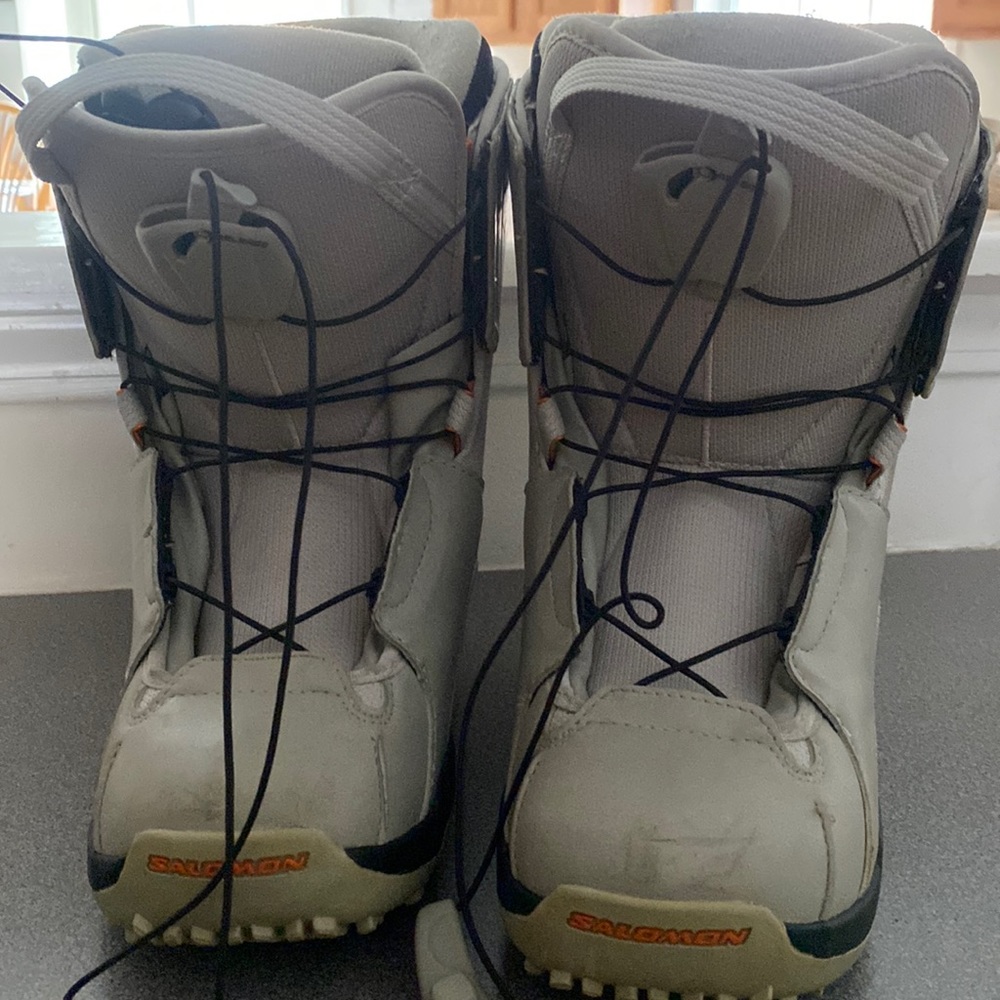 snowboard boots